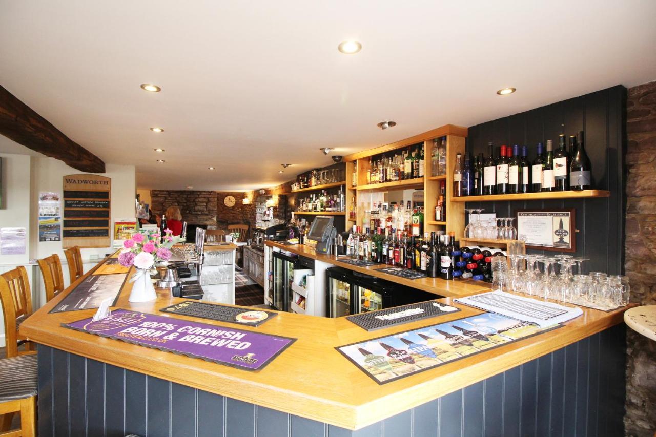 The Globe Inn Alvington Exterior photo